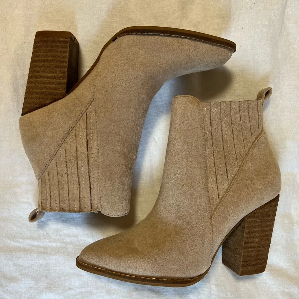 Beast fashion taupe suede ankle boots - Picture 3 of 9
